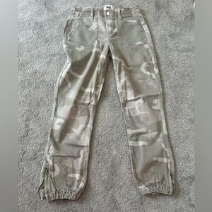 PAIGE women’s Camouflage Cargo Pants